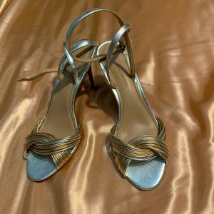 Like new Banana Republic leather  dressy sandals. Size 7.5